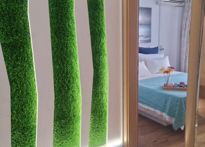 Aglaya 2 - Bay Апартамент *